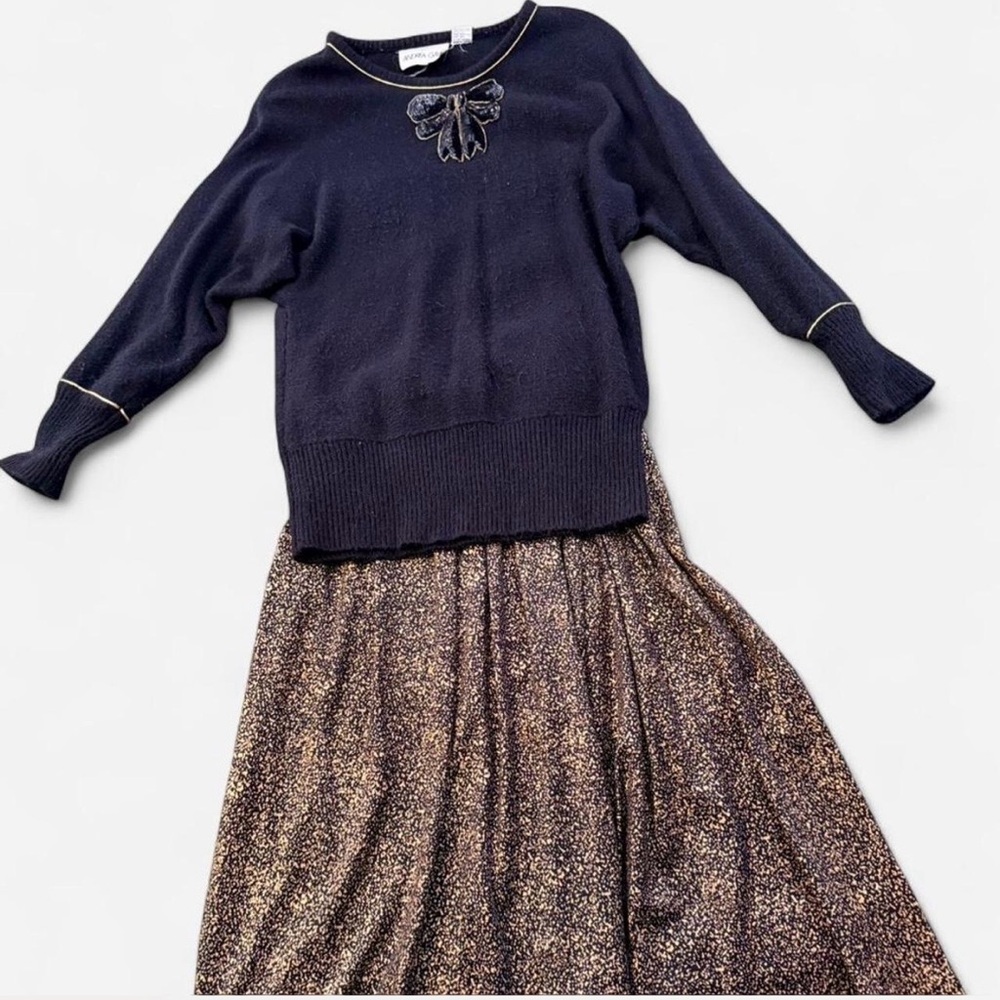 Andrea Gayle VTG Women’s Sweater & Skirt Set, Sz M, Black Gold Sparkle Sequins